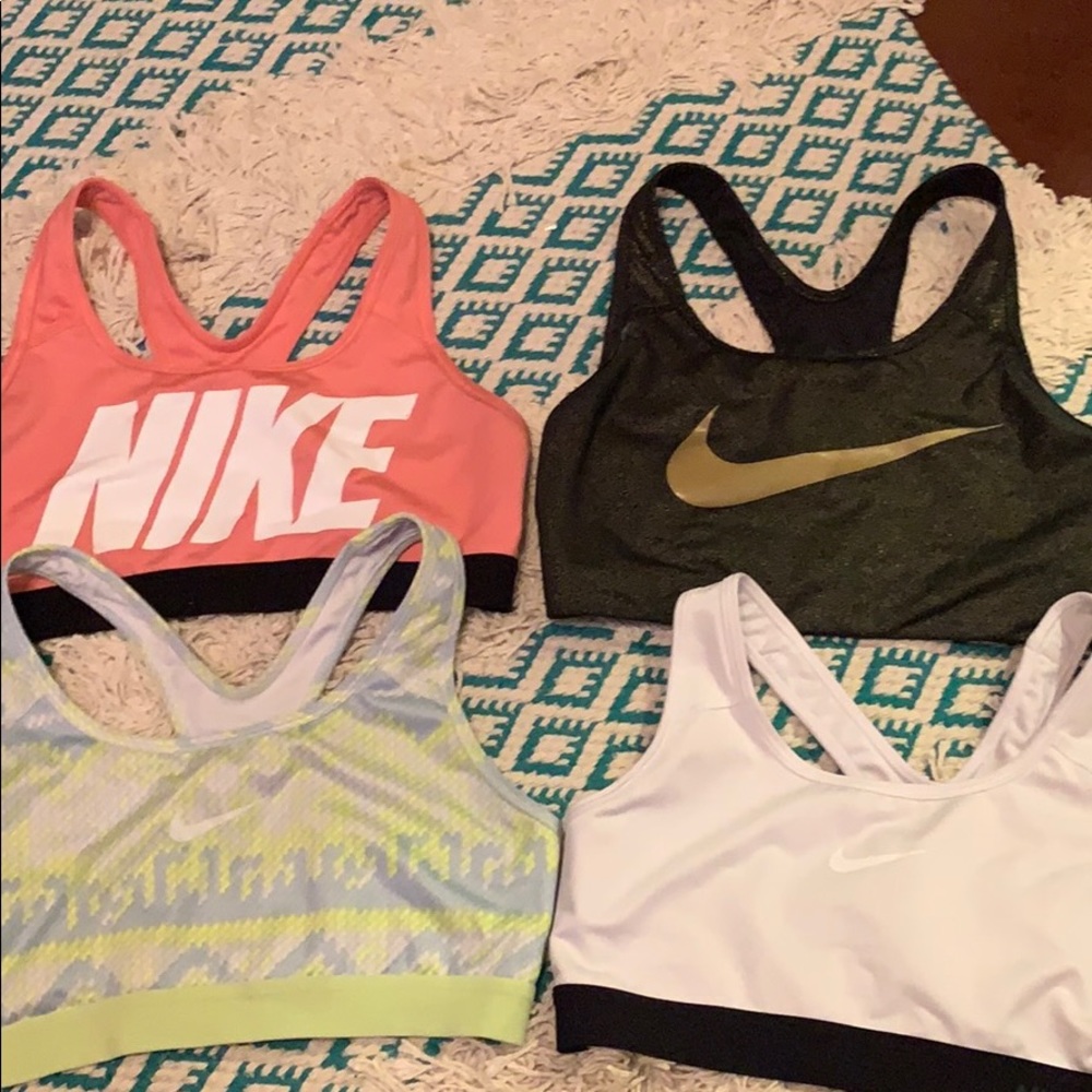 Nike pro sports bras